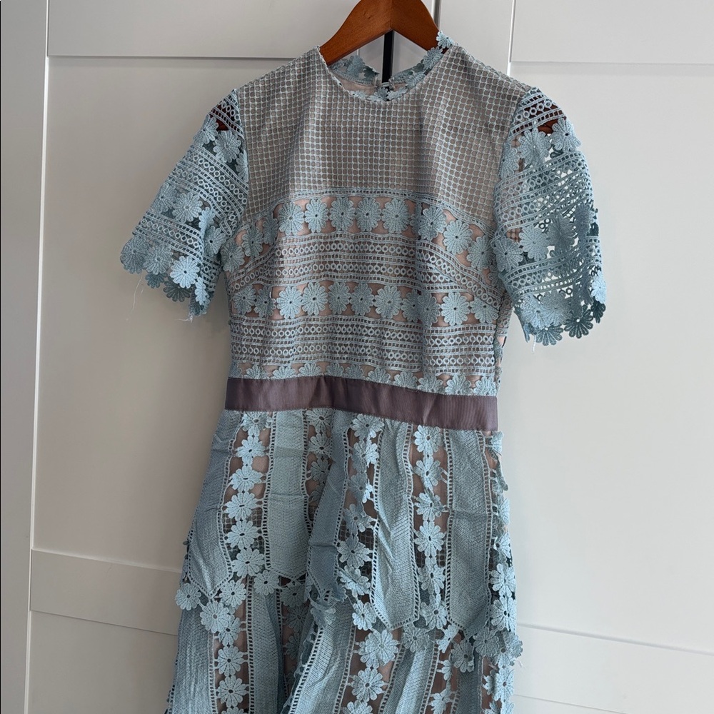 Elegant Lace Midi Dress in Light Blue - Picture 4 of 10